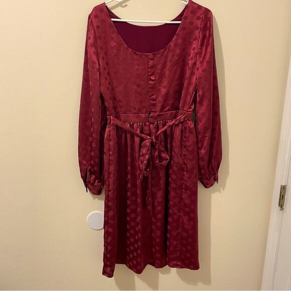ModCloth Red Two-Tone Modest Satin Polka Dot Dress  Knee-Length Size Medium - Picture 8 of 10